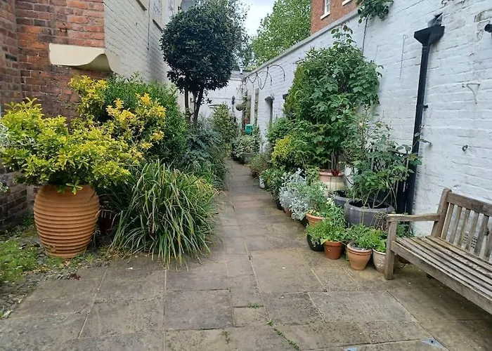 The Arches Self Catering Studio